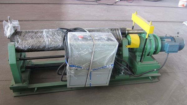 W11-6×2500機械(xie)對稱式卷闆(pǎn)機