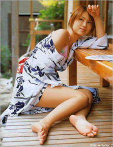 成人美女摇乱后入式内射视频/日韩人体做爰大胆337P