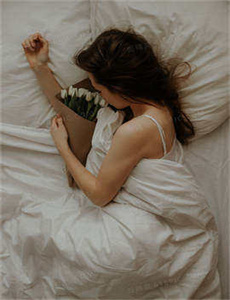 快播av电影网站,国产真实强被迫伦姧女在线观看